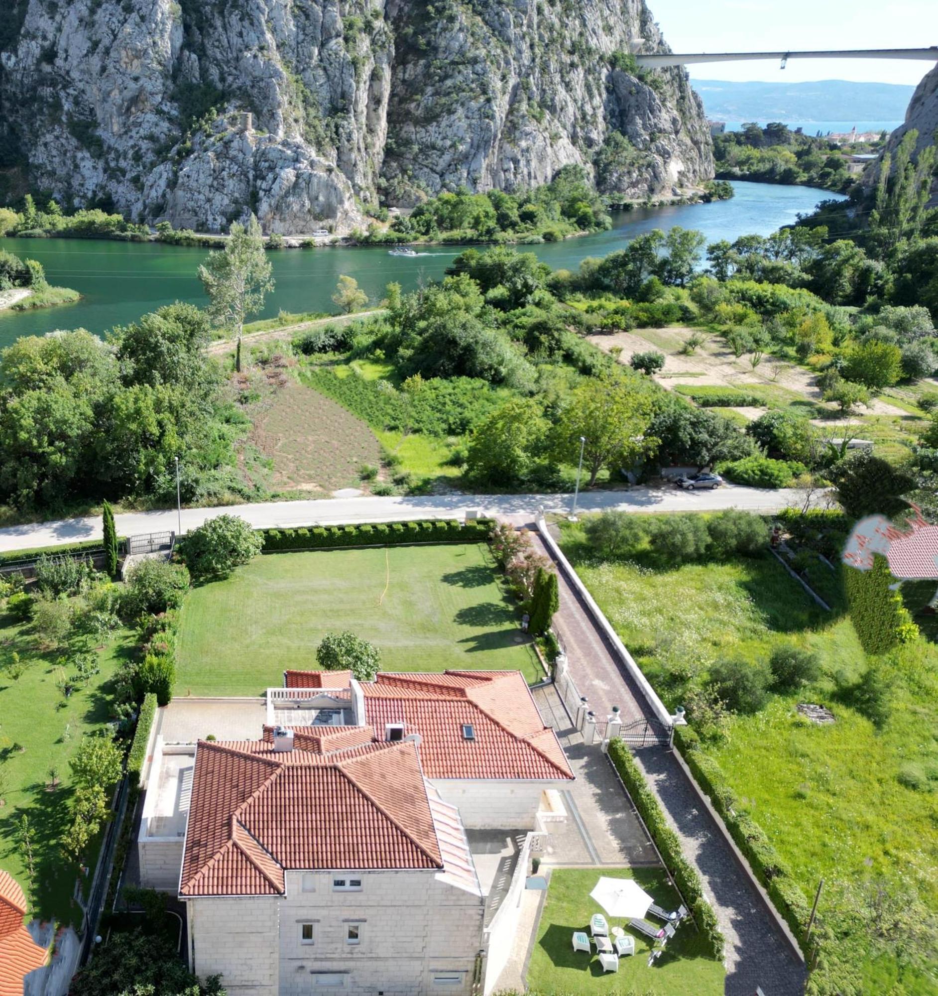 Apartman Emmi *